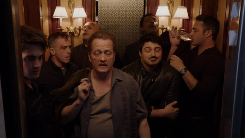 Can we just take a moment to appreciate everyone's face? IT'S HILARIOUS.
