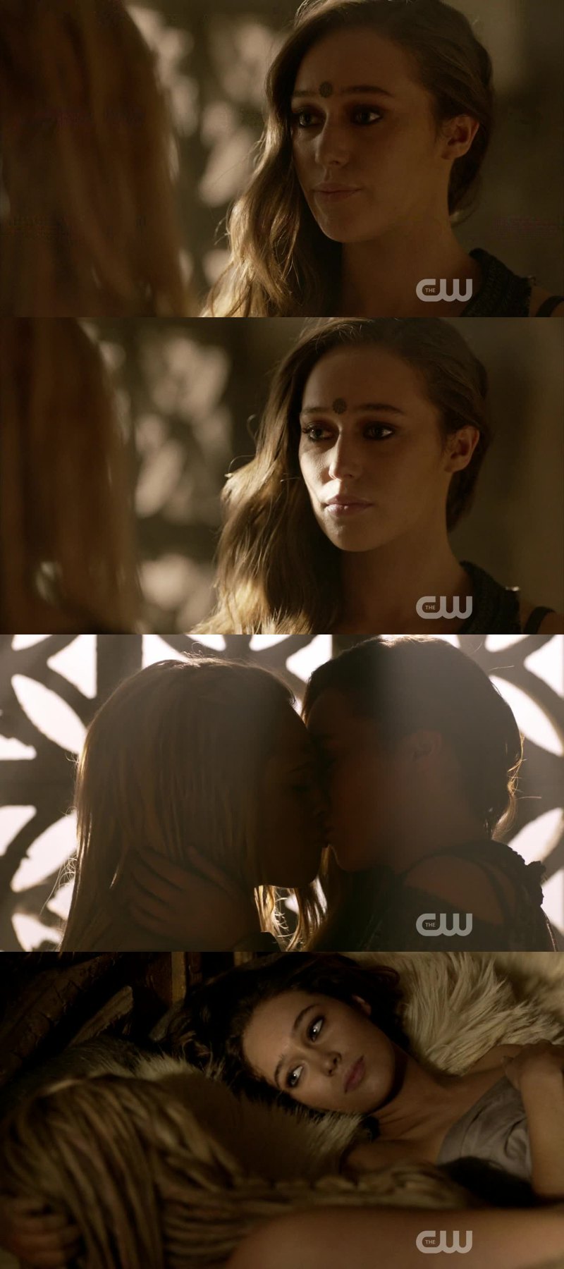On en parle de la beauté de Lexa dans cette scène ? J'étais émue