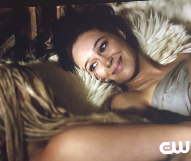 Look how truly happy she is. Let's just pretend that the episode ended here. Please