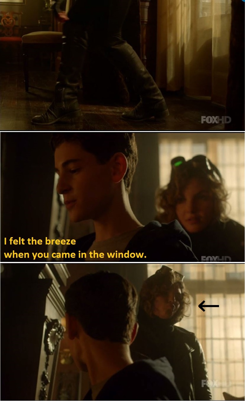 For the first time Bruce figured Selina out and... she makes that funny face ahaha
I love them!