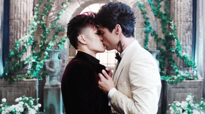 How beautiful was that? ❤️ all my Malec feels ♡