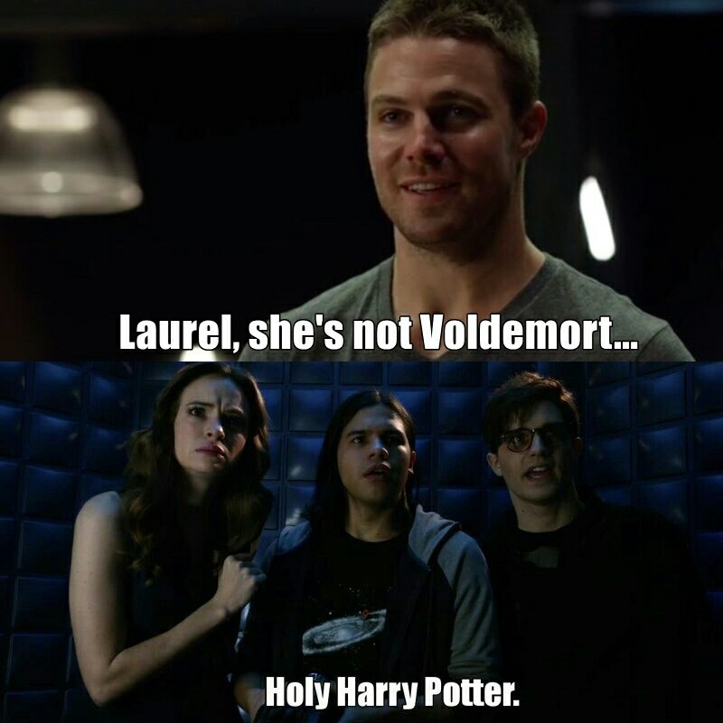 Well, the episodes of the Flash and Arrow have something in common this week... 😂😂