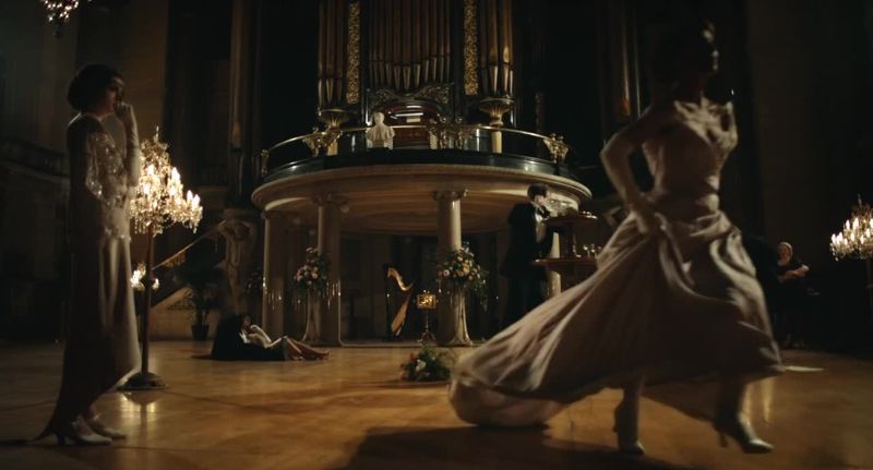 This scene looks like a painting..