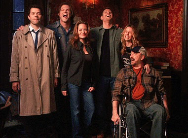 "Families and friends form some of the closest of bonds you will ever experience. It is almost impossible for you to lead a happy life without support from these important groups of people." ❤️