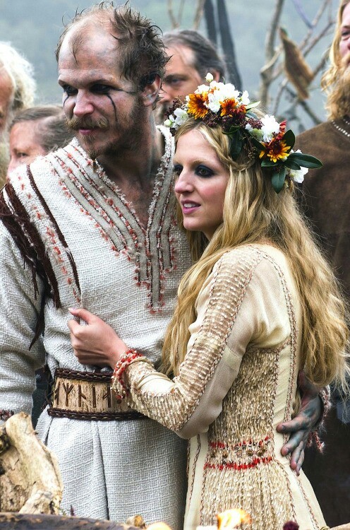 Floki e Helga. #AmoEsseCasal 😍😍😍😍