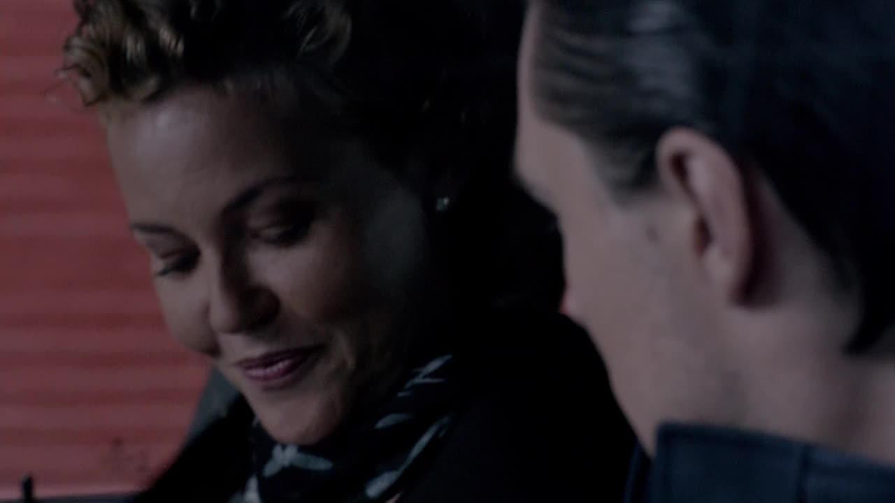 OMG never suspected Lily was one of the followers and also Luke and Mark's mother :O This show is so good!!!