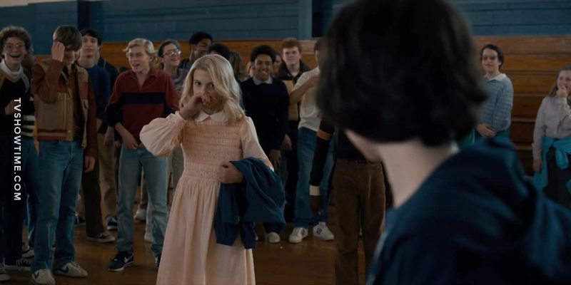 So badass! Absolutely love this character and her relationship with Mike! Also can we take a moment to appreciate everybody's performances in this amazing tv show?? Winonna FTW!