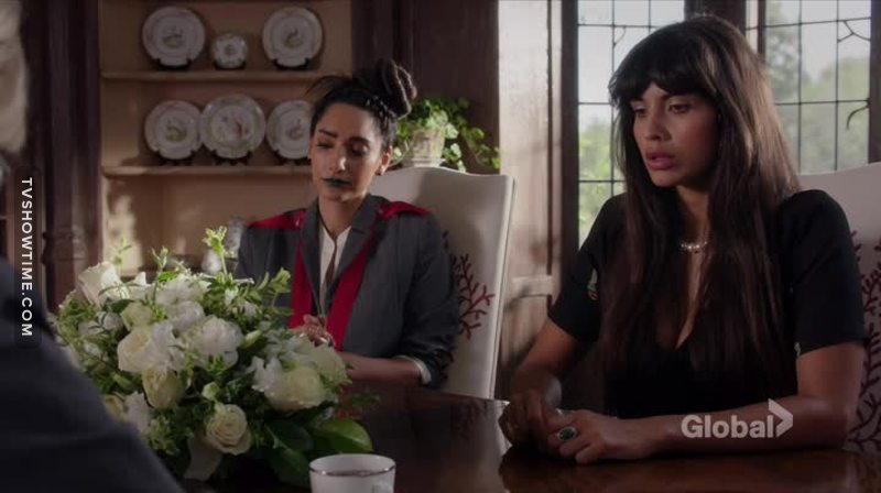 I felt bad for Tahani in this episode, all she wanted was the love of her parents and they never showed it to her. :(