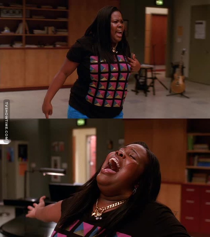 Sempre me emociono quando qualquer um canta. Mas a Mercedes, me deixa toda arrepiada 😍❤️