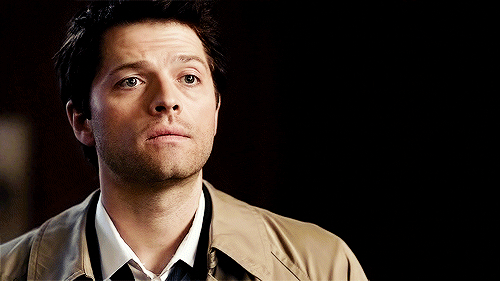 can we just take a moment to appreciate how cute an angel can be?? man i love Cass♡