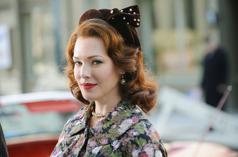 And it's the same actress from The Astronaut Wives Club! Erin Cummings in her life pre astro wife, it even makes sense