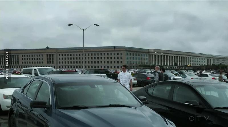 No one told the security, to get out of the car park, what the guy looked like and stopped him???