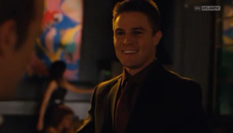 certo che mettere al tappeto Stephen Amell, anche se qui è ancora un cucciolo, non ha prezzo!