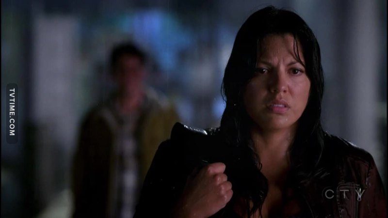 Amo a Izzie e o George, mas ultimamente só tenho ficado cada vez mais decepcionada com ambos. Não me sinto mal por nenhum deles, mas sim pela Callie, ela é maravilhosa e não merece isso que eles estão fazendo com minha neném 💔