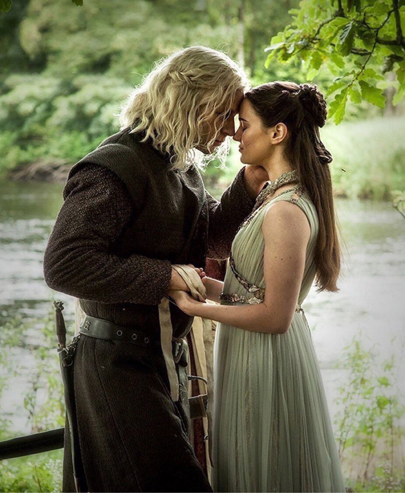 THE DRAGON AND THE WOLF 🐉🐺