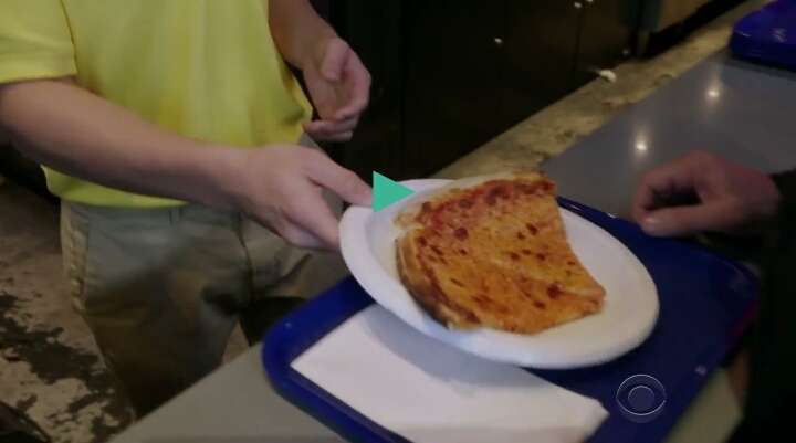 I'm Italian and this is the SADDEST slice of pizza I've ever seen 💔🍕