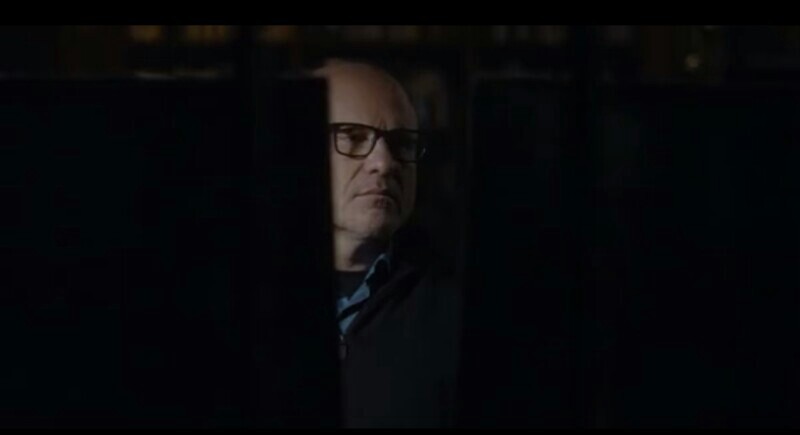 Omg he's the one who abducted and tortured the team before!!!