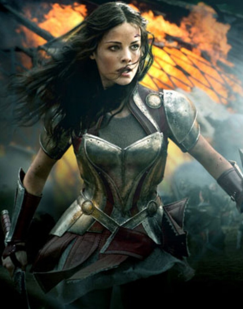 ...if she's not Taylor Saw...
She's LADY SIF !!!