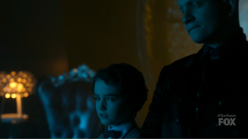 Penguin killing little Martin was painfully predictable. Secretly saving him wasn’t. My heart skipped a beat in this scene.
Well done, writers! Well done, young actor!! 👏🏼👏🏼