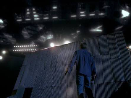 There was some really interesting mythology building in this episode, and some fantastic scenes between Mulder and Scully.