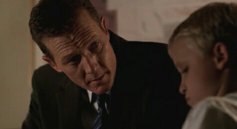 This is such a good episode. It's this episode that made me really start liking Agent Doggett.