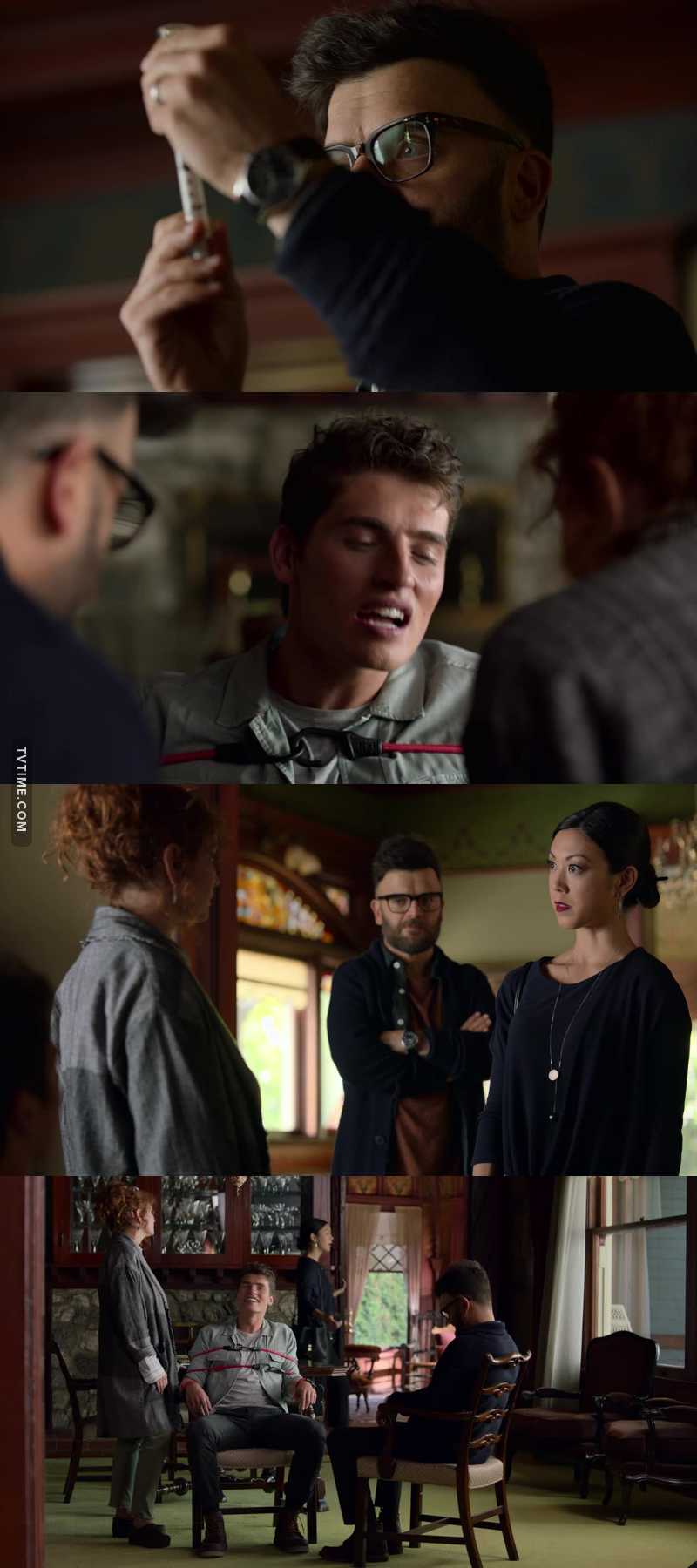Omg this scene was absolutely hilarious. All the sex talk and Chase's fascination with Dale's beard!