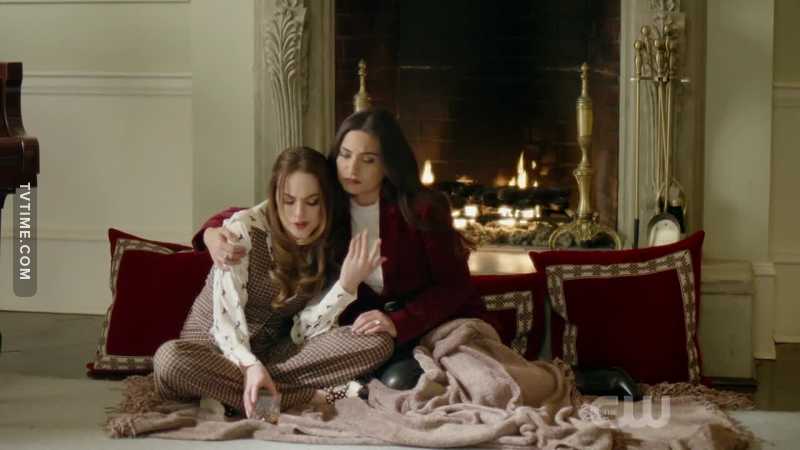 This mother-daughter relationship ❤
Cristal is the mother Fallon deserves