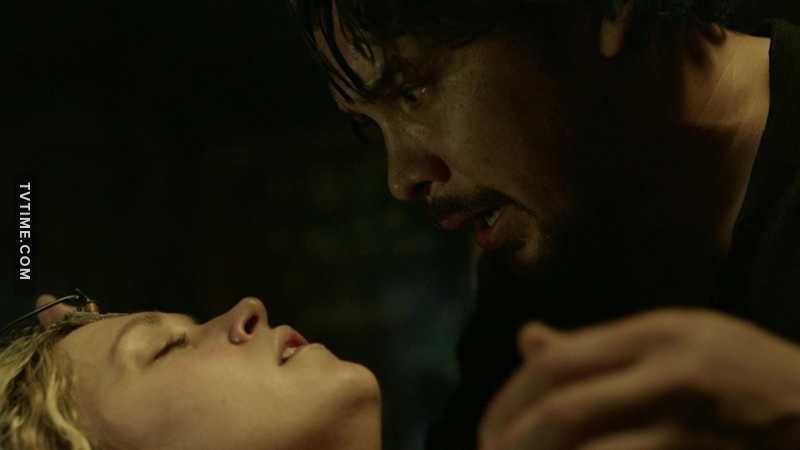 That's my present for being quarantined due to the corona virus. Thank you, Jesus. Oh my God. I love Bellarke so much. And they love one another so much. I swear to God the only way I'm gonna marry is if I find a guy who fights for me as hard as Bellamy fights for Clarke. That's it. I can't even.