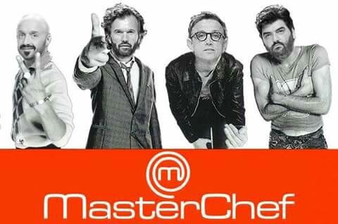 Ma Bastianich che posta 'sta roba?
Sto male 😂